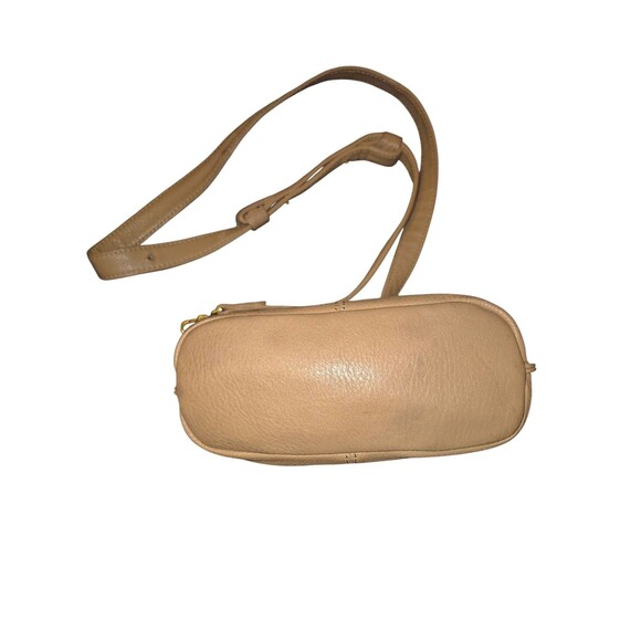 Hobo Taupe Pier Leather Purse Small Crossbody Lightweight Bag Adjustable Strap - Picture 3 of 7